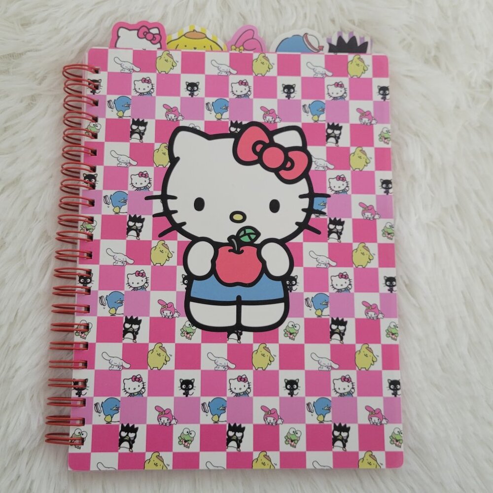 Hello Kitty Accessory Set - Picture 9 of 16